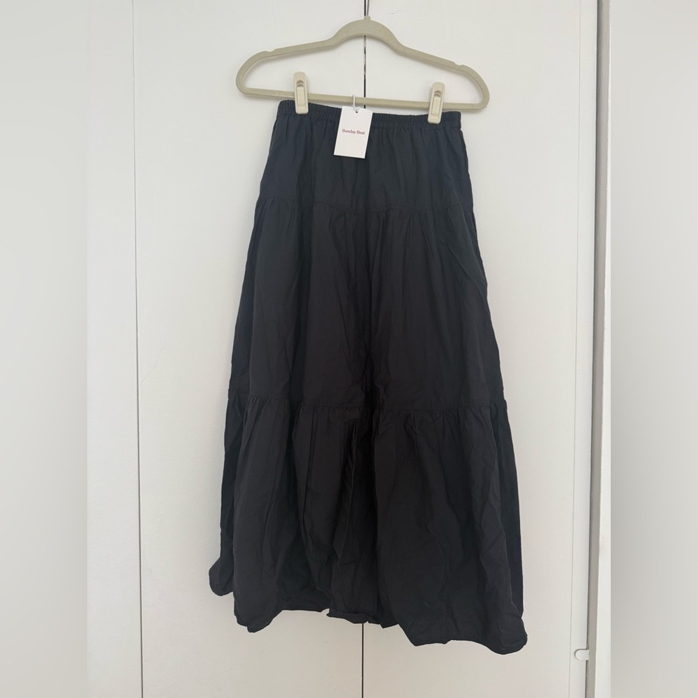 Never Worn Aritzia Poplin Maxi Skirt